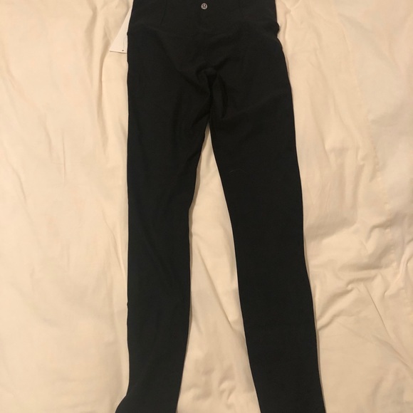 Mapped Out 28” Lululemon pants - Picture 5 of 5